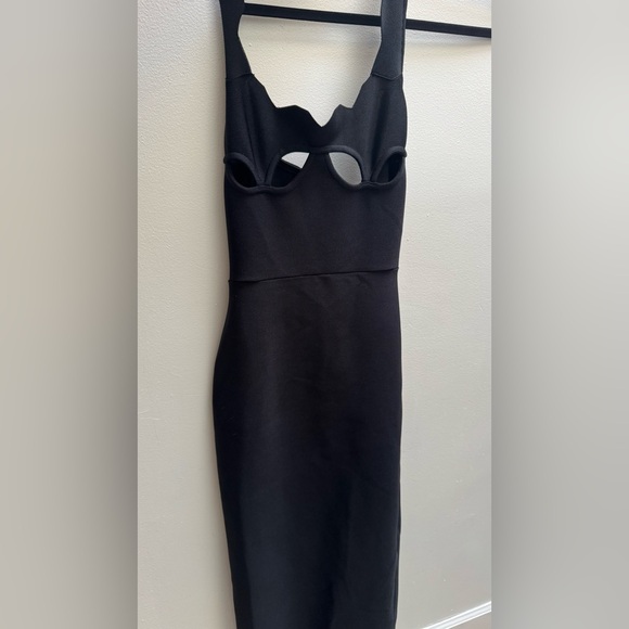 YG collection “Gianna Halter Gown” - Picture 3 of 5